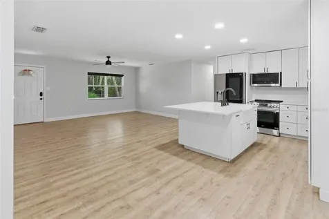 176 Lake Eva Drive Oviedo FL 32766