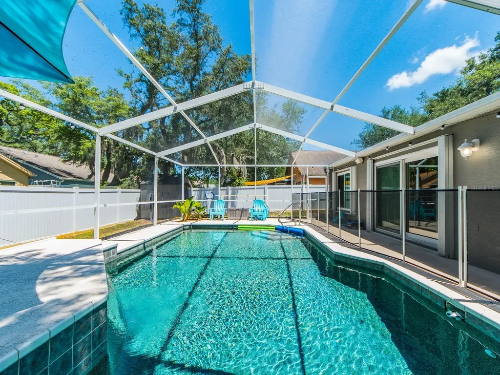 1700 Blue Lake Court Tarpon Springs FL 34689