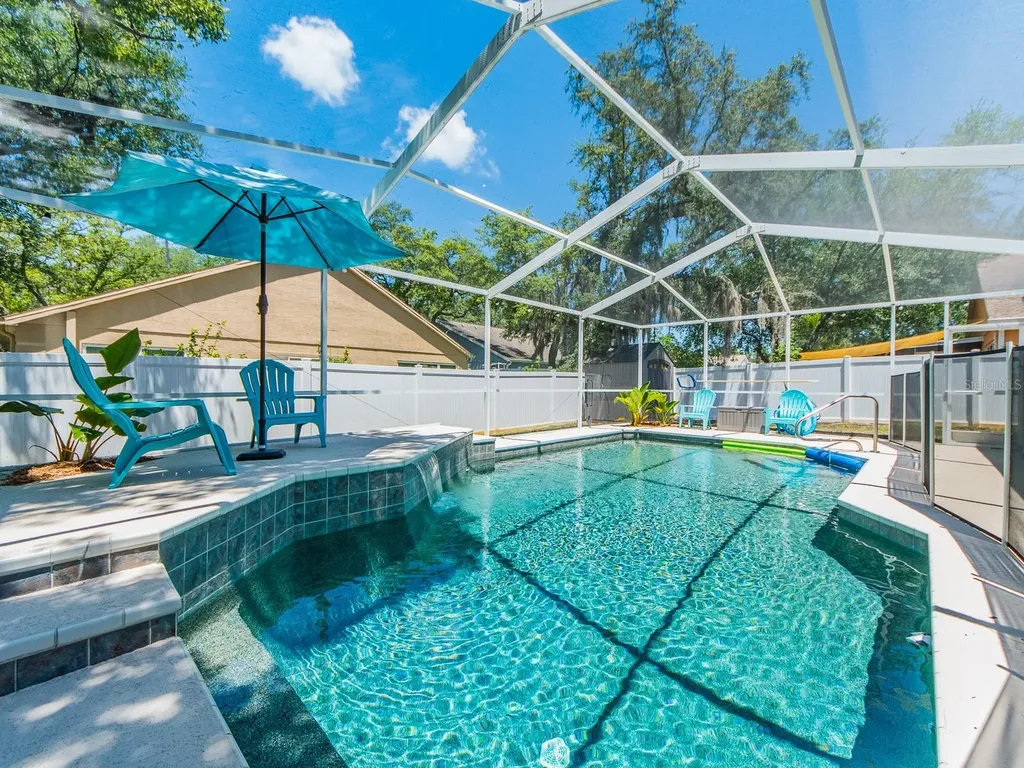 1700 Blue Lake Court Tarpon Springs FL 34689