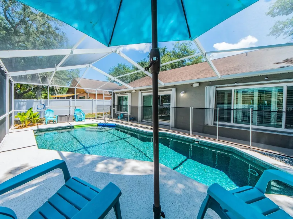1700 Blue Lake Court Tarpon Springs FL 34689
