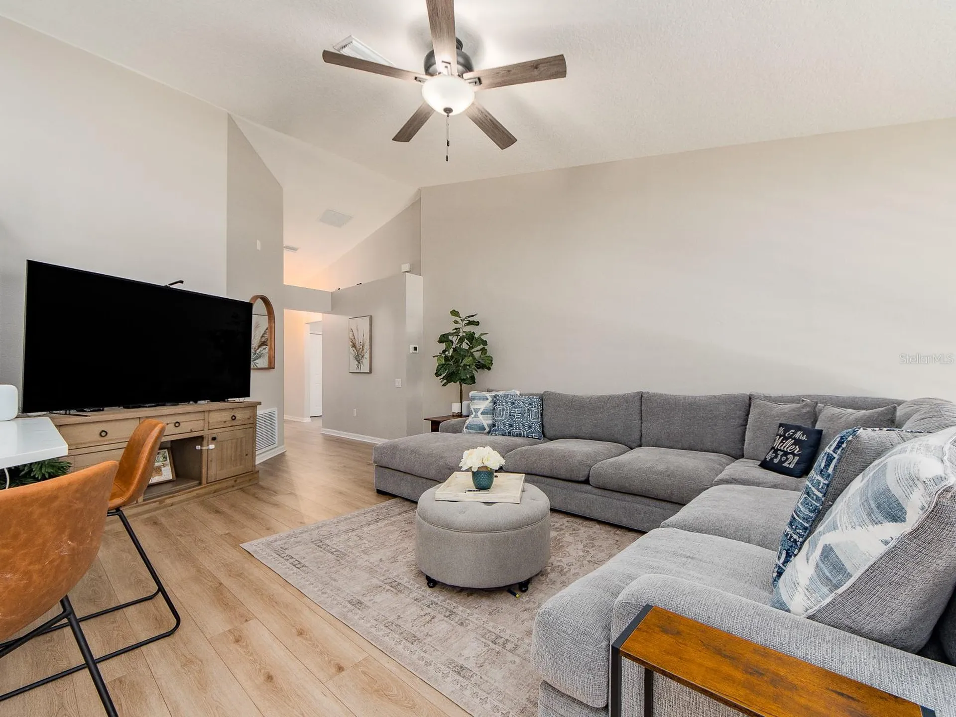 1700 Blue Lake Court Tarpon Springs FL 34689