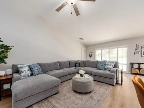 1700 Blue Lake Court Tarpon Springs FL 34689