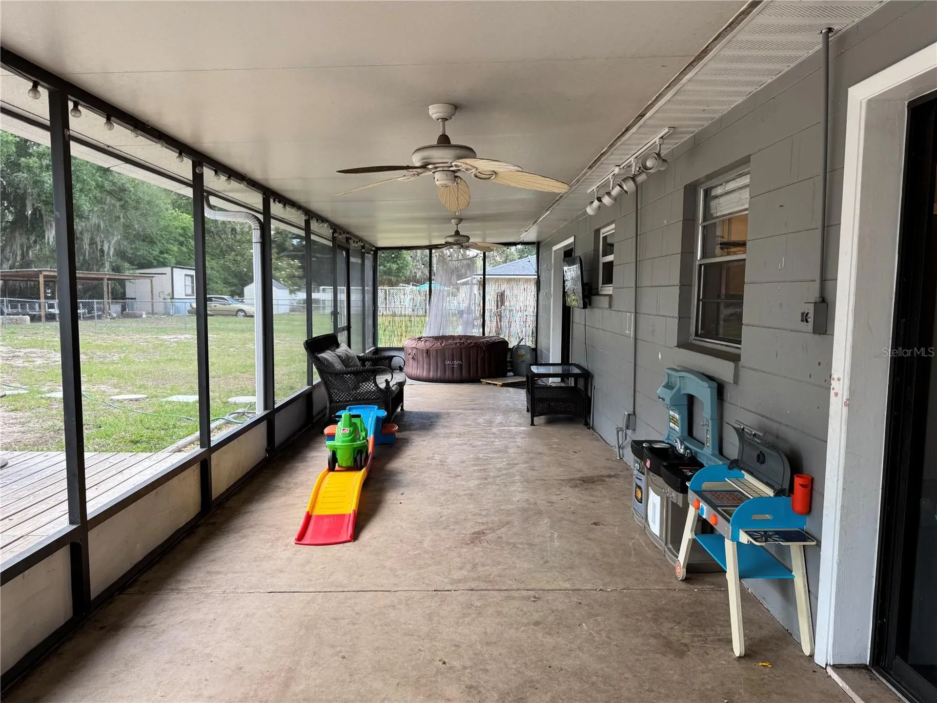580 Fern Avenue Tavares FL 32778