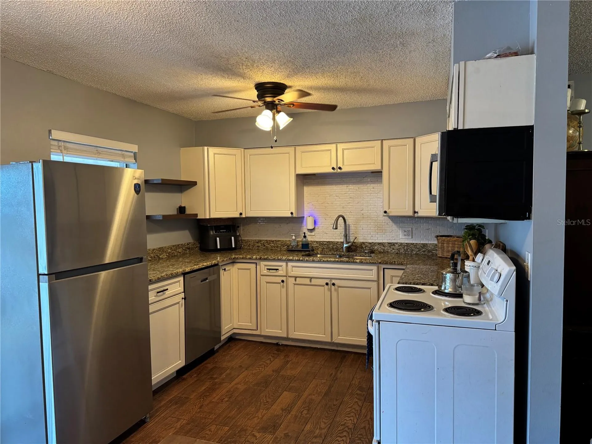 580 Fern Avenue Tavares FL 32778