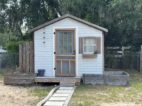 580 Fern Avenue Tavares FL 32778