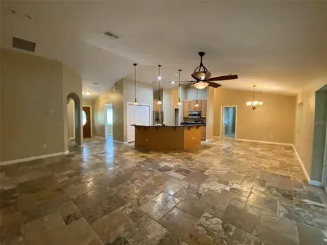 1800 County Road 426 N Oviedo FL 32765