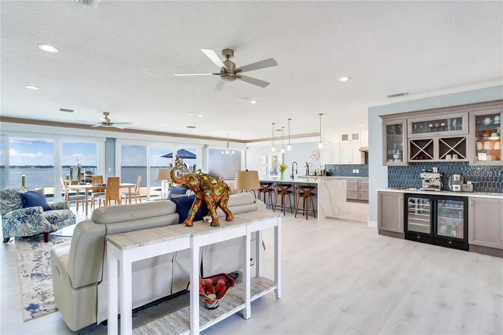 547 Johns Pass Avenue Madeira Beach FL 33708