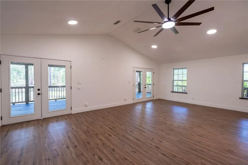 12691 SE 80th Street Morriston FL 32668