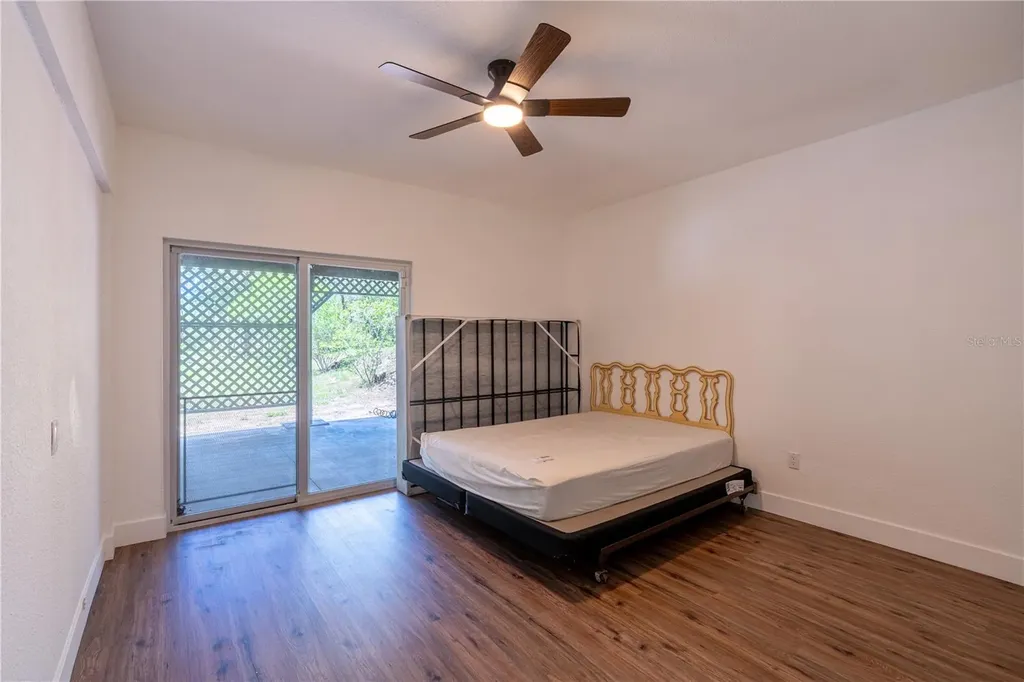 12691 SE 80th Street Morriston FL 32668