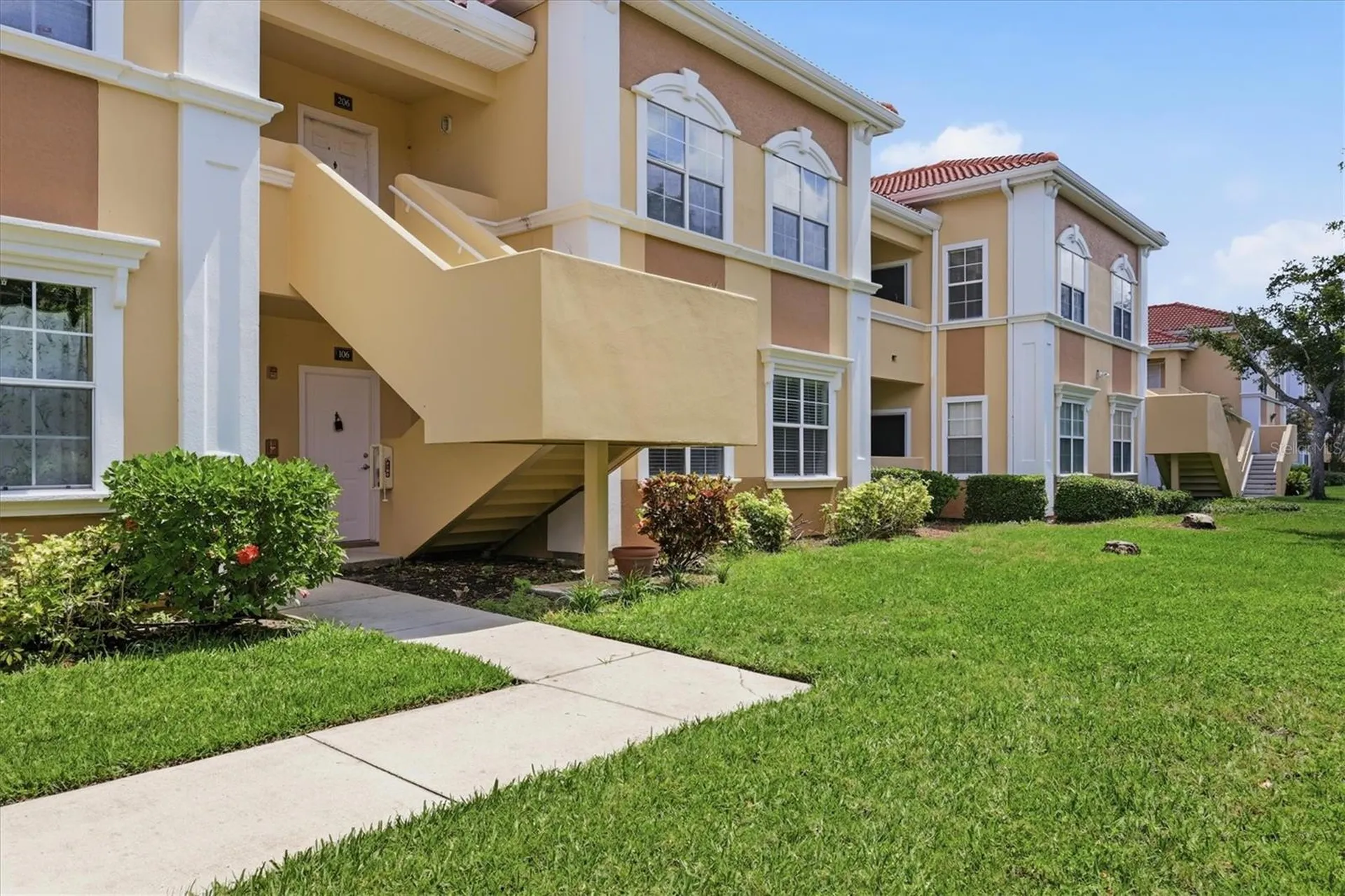 1000 Villagio Circle Sarasota FL 34237