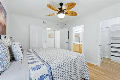 1000 Villagio Circle Sarasota FL 34237