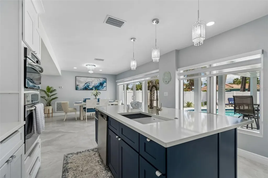 933 Eldorado Avenue Clearwater Beach FL 33767