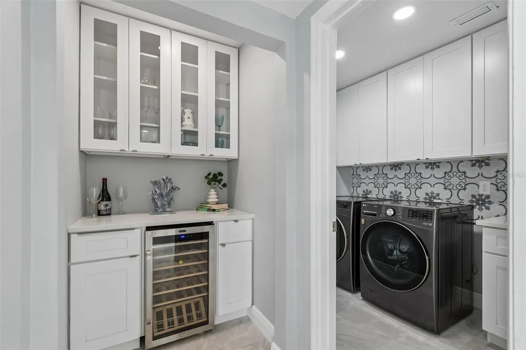933 Eldorado Avenue Clearwater Beach FL 33767