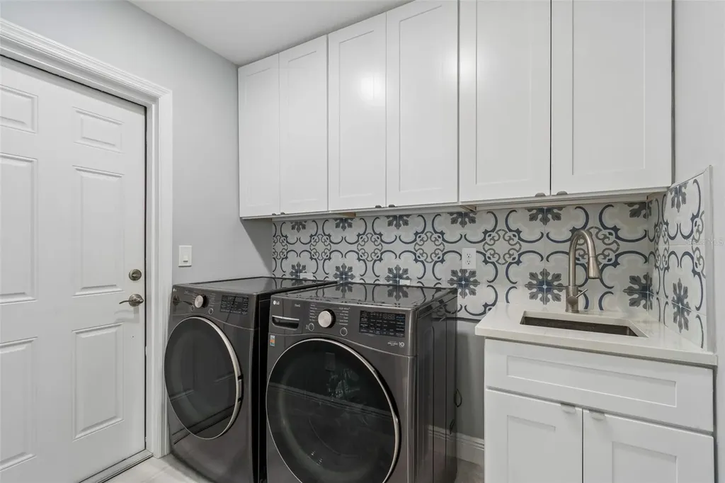 933 Eldorado Avenue Clearwater Beach FL 33767