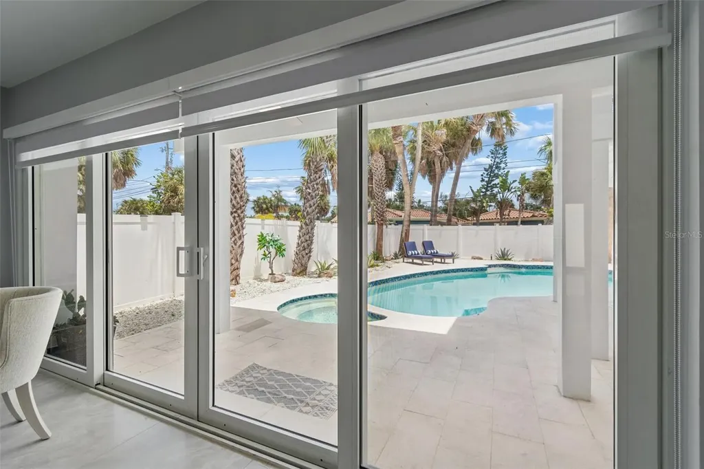 933 Eldorado Avenue Clearwater Beach FL 33767
