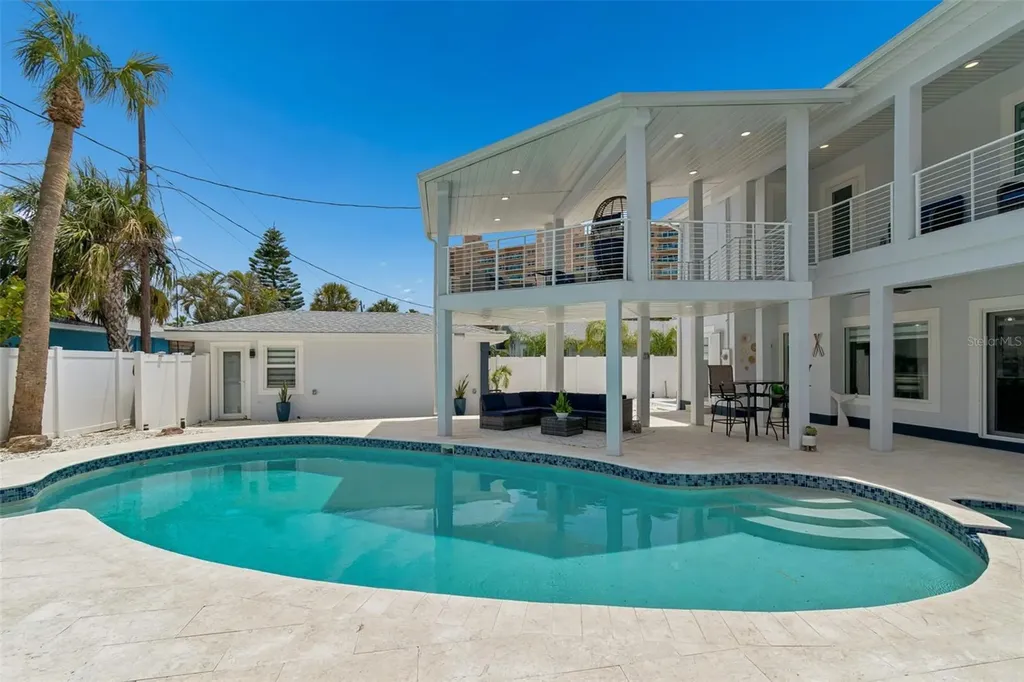 933 Eldorado Avenue Clearwater Beach FL 33767
