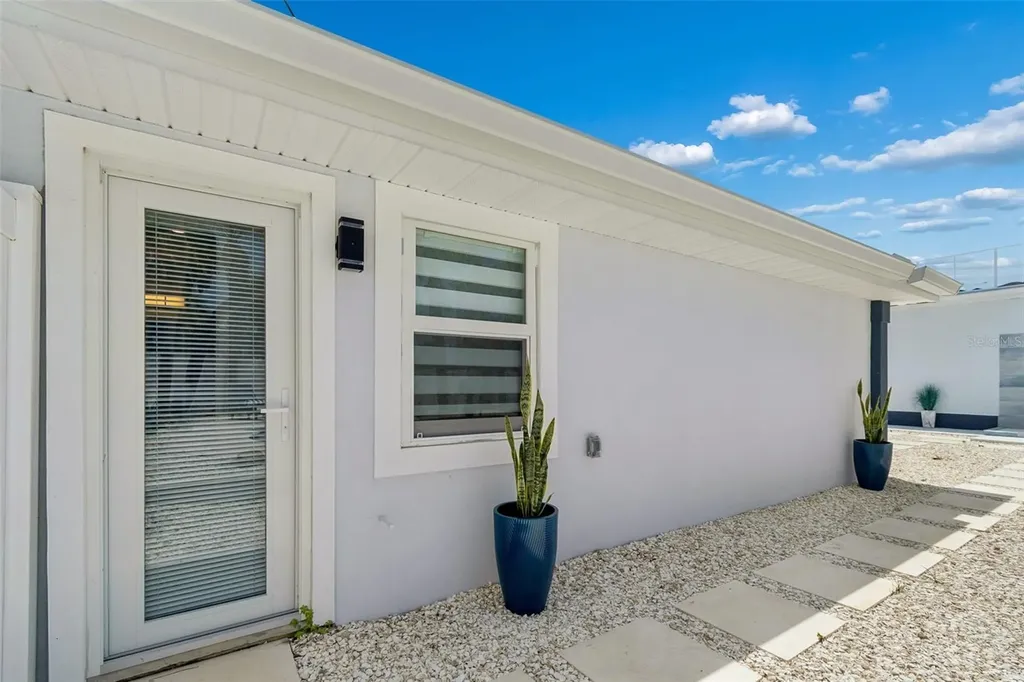 933 Eldorado Avenue Clearwater Beach FL 33767