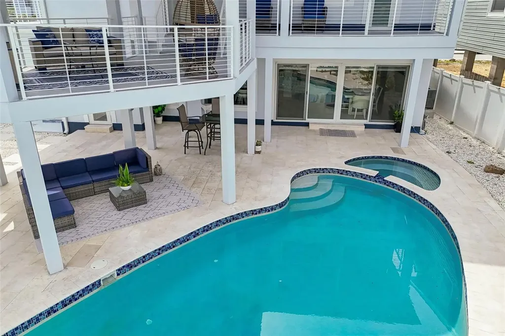 933 Eldorado Avenue Clearwater Beach FL 33767