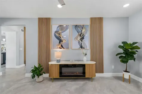 933 Eldorado Avenue Clearwater Beach FL 33767