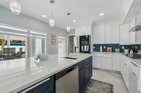 933 Eldorado Avenue Clearwater Beach FL 33767