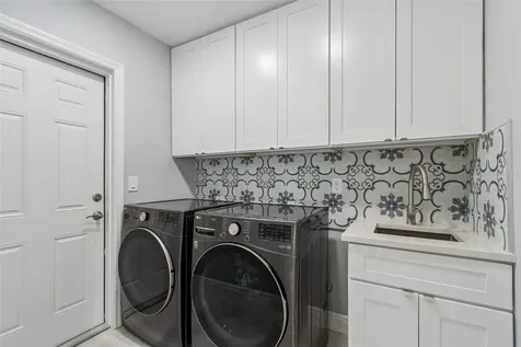 933 Eldorado Avenue Clearwater Beach FL 33767