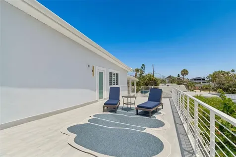933 Eldorado Avenue Clearwater Beach FL 33767
