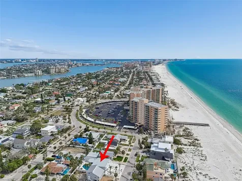 933 Eldorado Avenue Clearwater Beach FL 33767