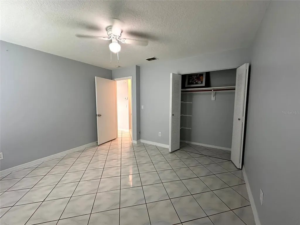 22 W Country Cove Way Kissimmee FL 34743