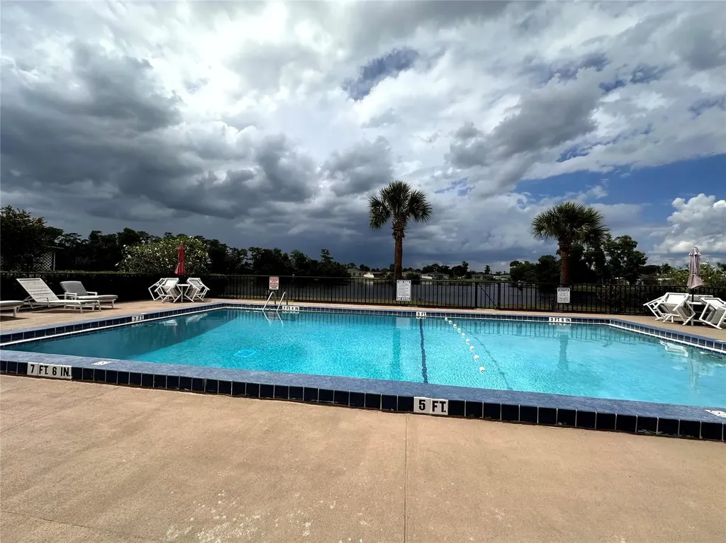 22 W Country Cove Way Kissimmee FL 34743
