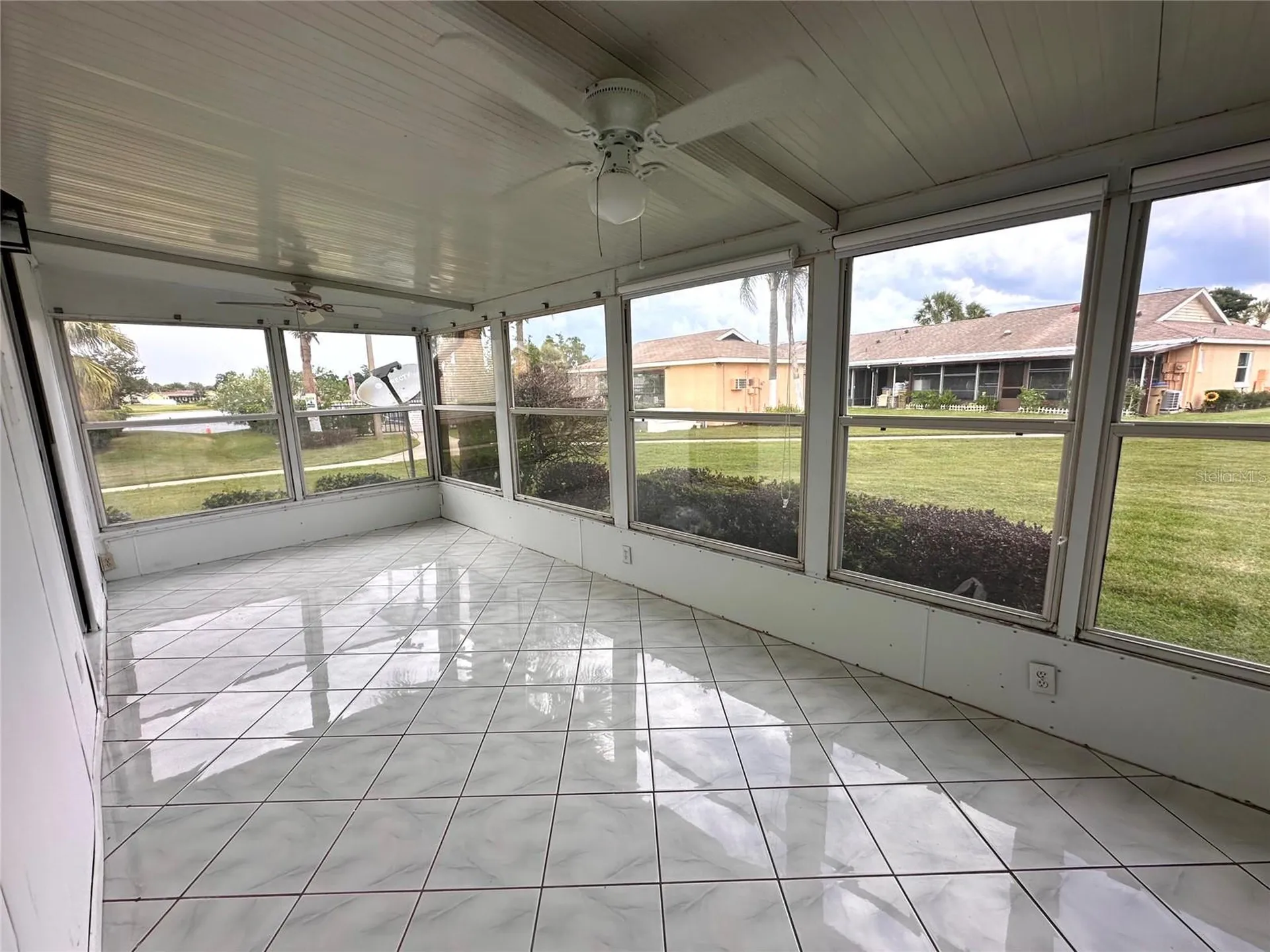 22 W Country Cove Way Kissimmee FL 34743