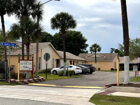 22 W Country Cove Way Kissimmee FL 34743