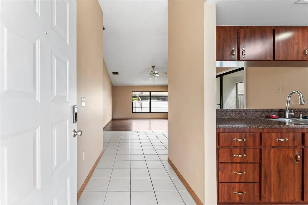 2024 Sheffield Court Oldsmar FL 34677