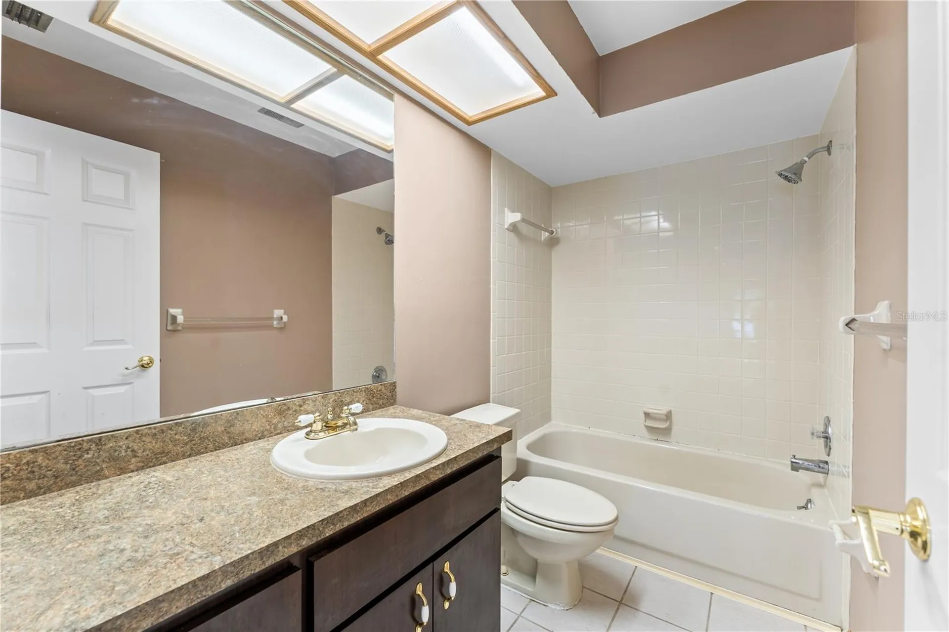 2024 Sheffield Court Oldsmar FL 34677