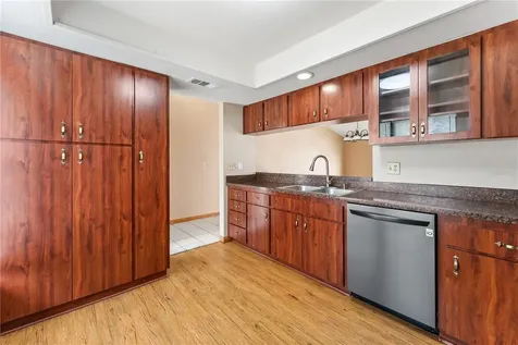 2024 Sheffield Court Oldsmar FL 34677