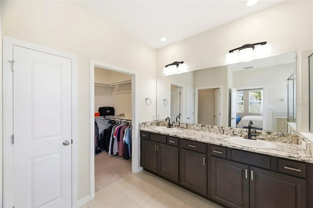 10403 Laxer Cay Loop San Antonio FL 33576