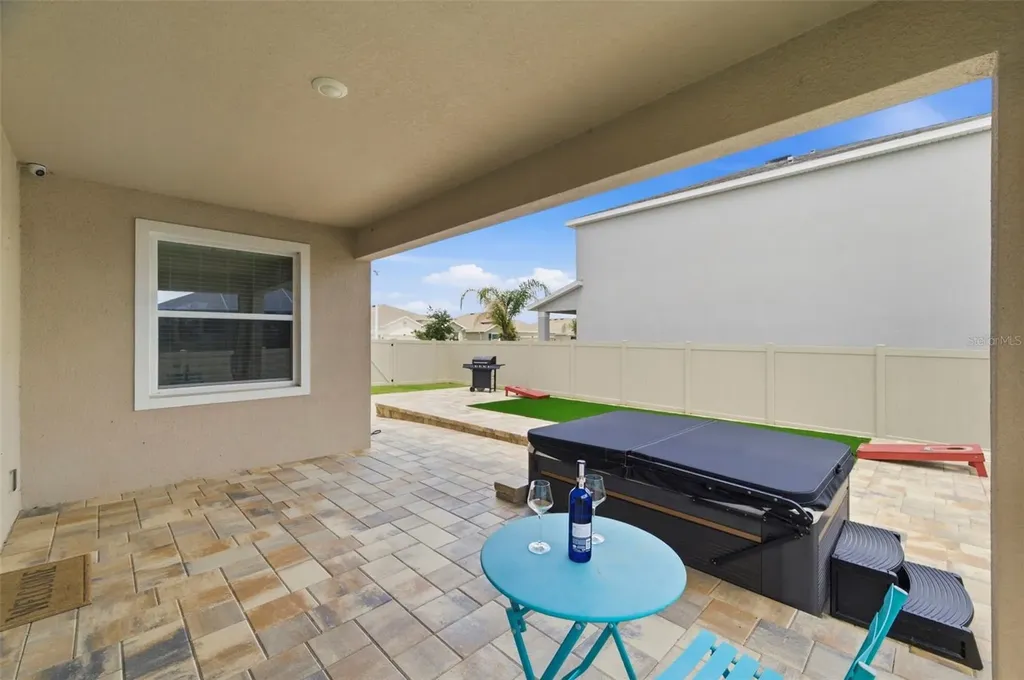 10403 Laxer Cay Loop San Antonio FL 33576