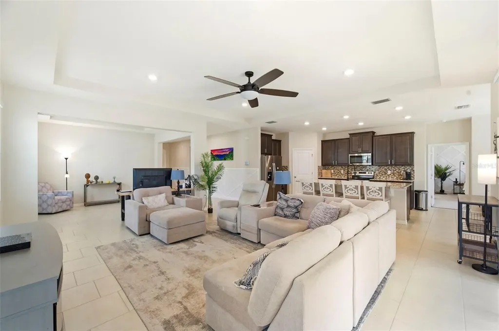 10403 Laxer Cay Loop San Antonio FL 33576