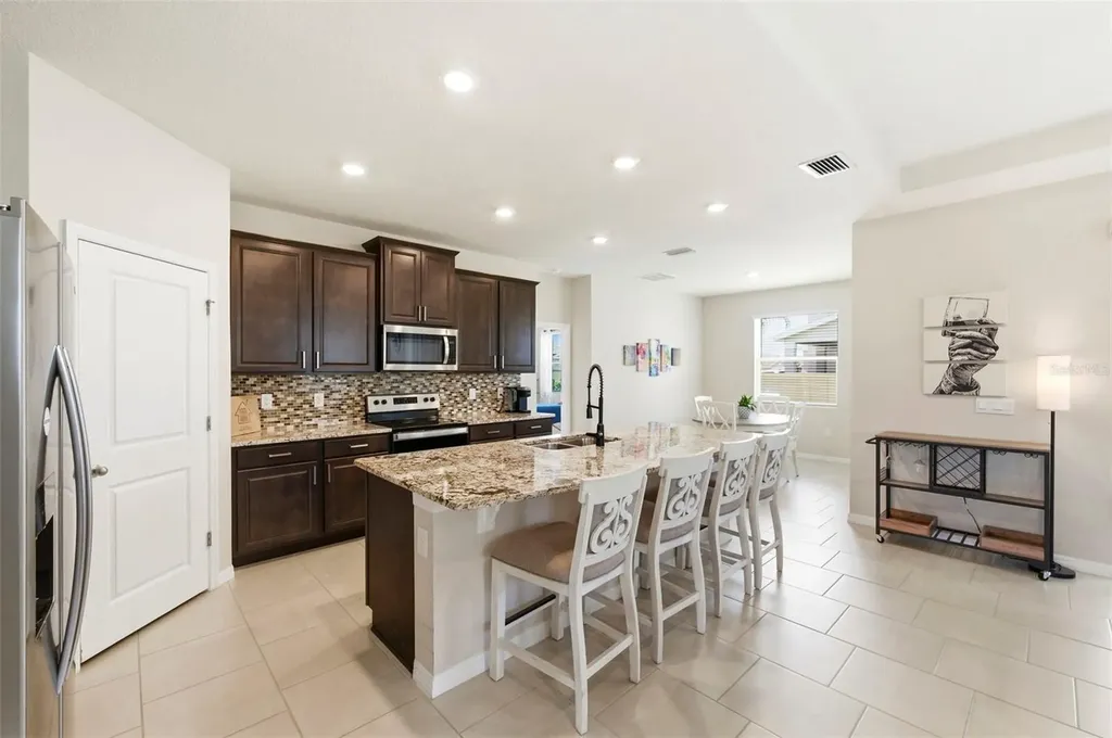 10403 Laxer Cay Loop San Antonio FL 33576