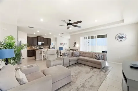 10403 Laxer Cay Loop San Antonio FL 33576