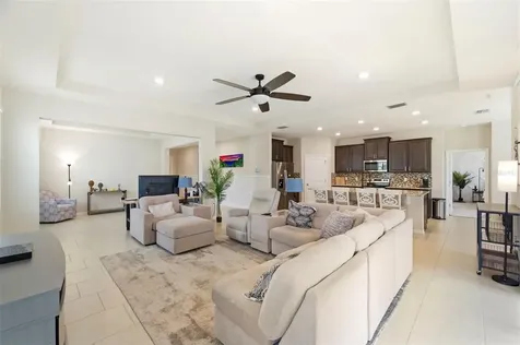 10403 Laxer Cay Loop San Antonio FL 33576