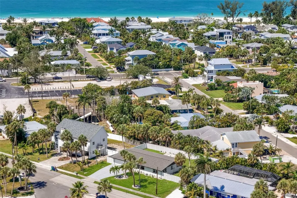 214 85th Street Holmes Beach FL 34217