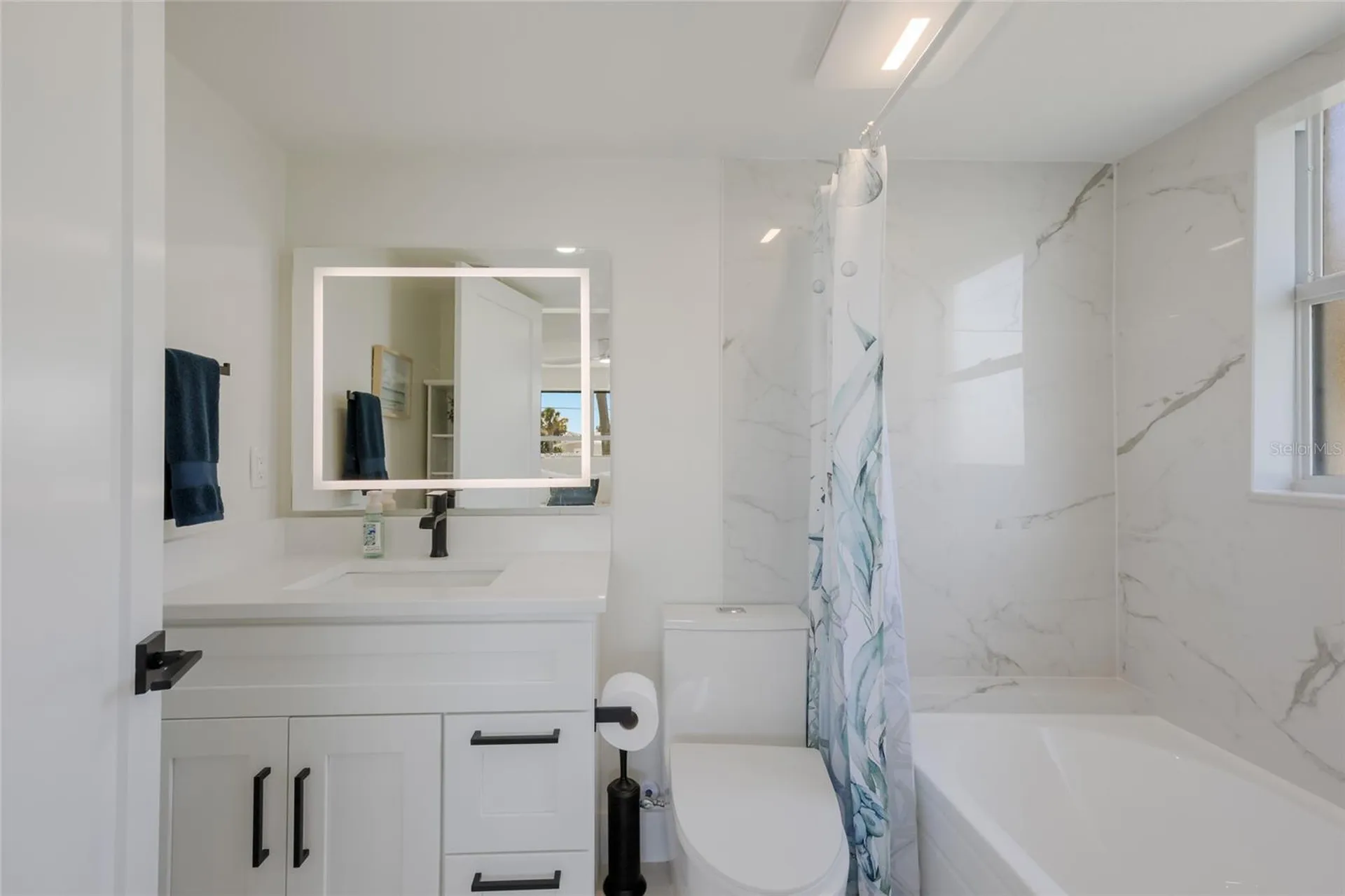 214 85th Street Holmes Beach FL 34217