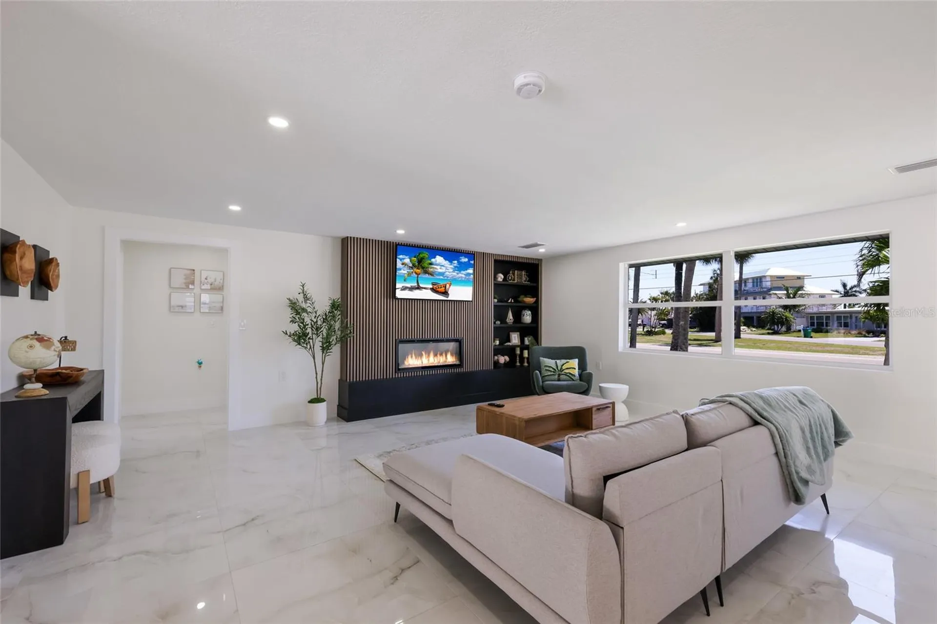 214 85th Street Holmes Beach FL 34217