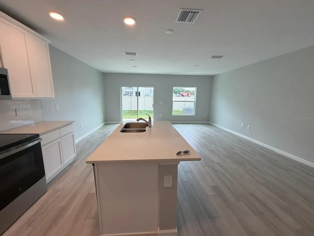 4152 Campsite Loop Orlando FL 32824