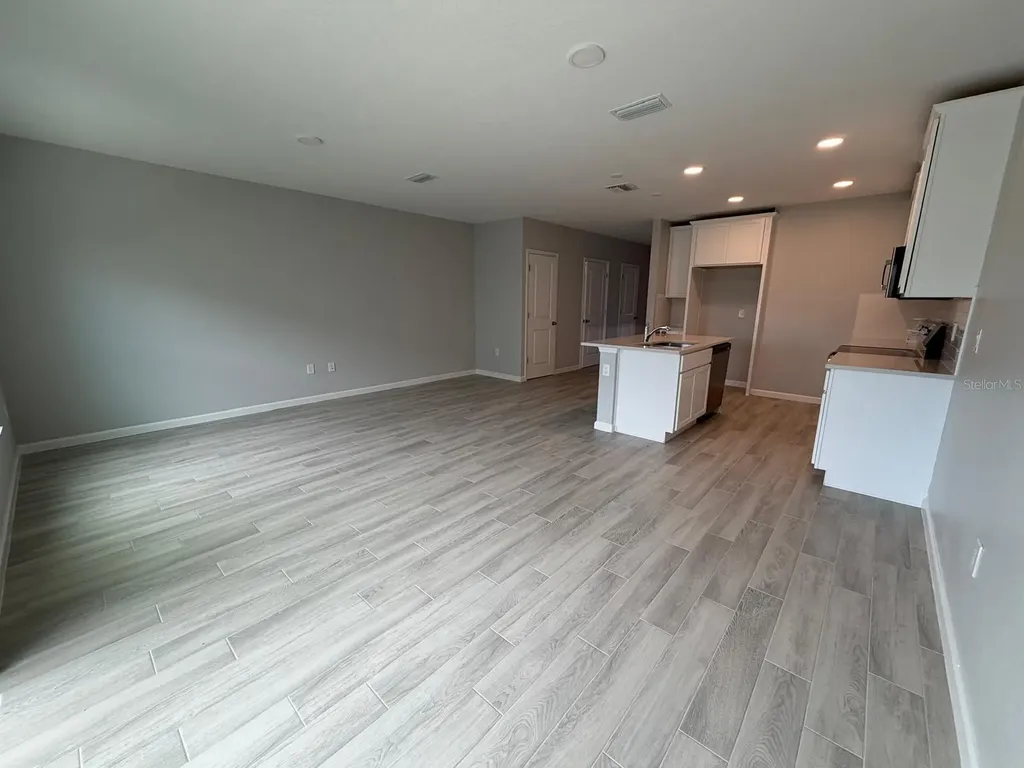 4152 Campsite Loop Orlando FL 32824