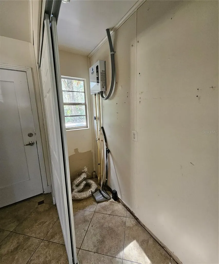 7237 Hillcrest Street Leesburg FL 34748