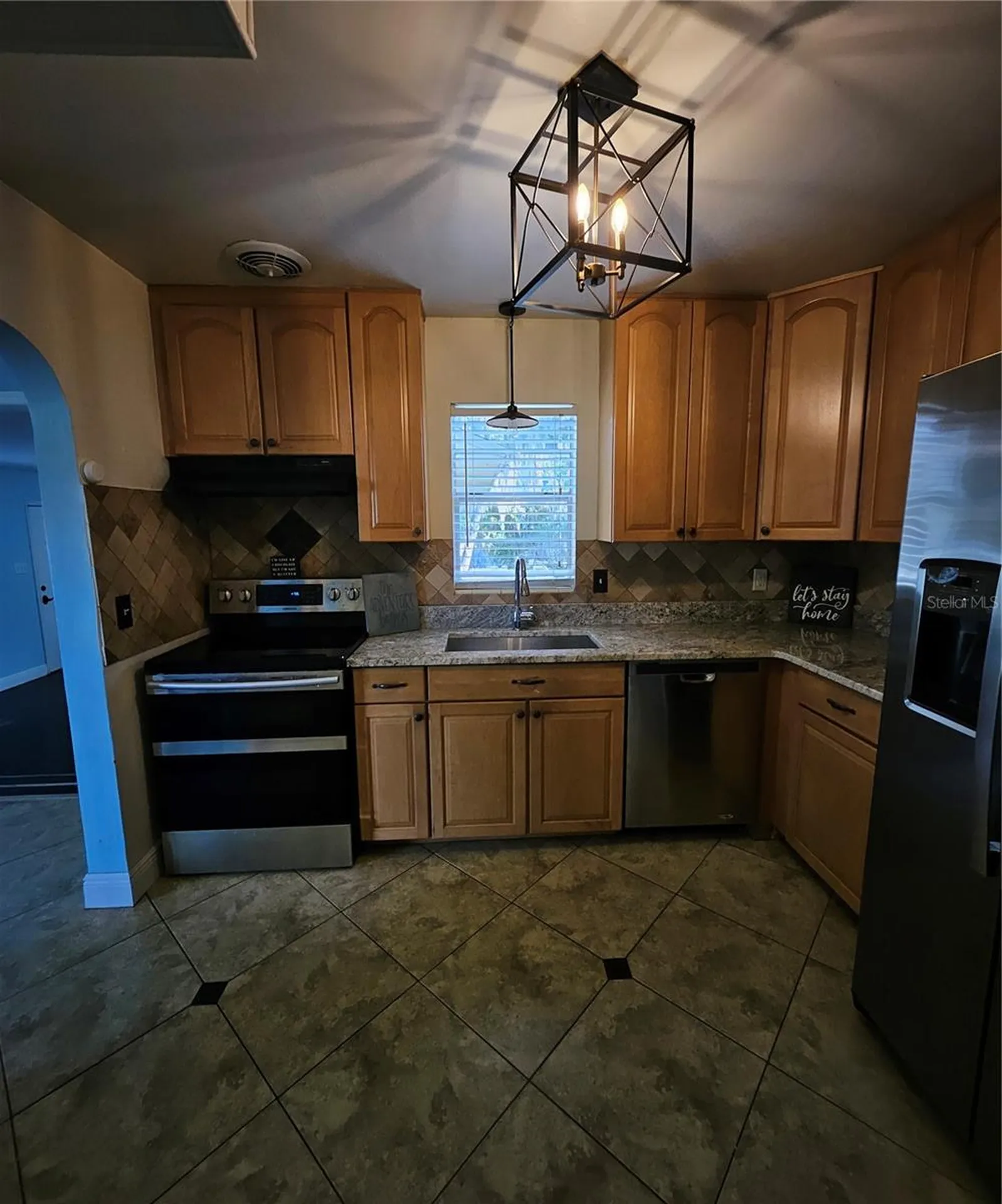 7237 Hillcrest Street Leesburg FL 34748