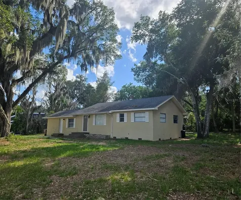 7237 Hillcrest Street Leesburg FL 34748