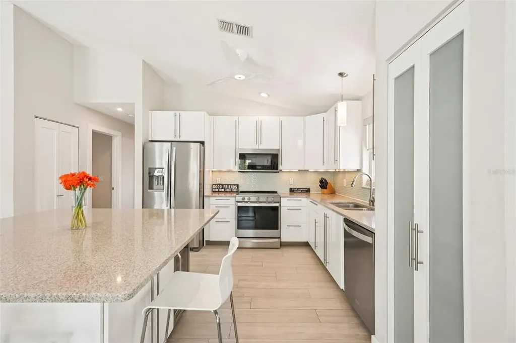 262 S Harbor Drive Holmes Beach FL 34217