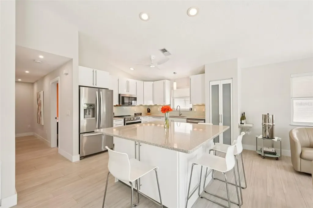 262 S Harbor Drive Holmes Beach FL 34217
